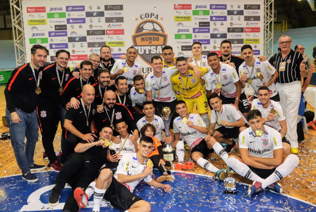 Corinthians é bicampeão da Copa Mundo do Futsal!