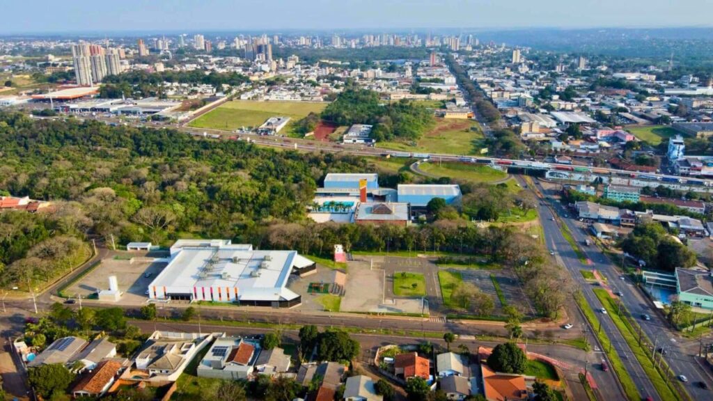 Vista aérea Mercado Público Barrageiros. Foto: Kiko-Sierich/Divulgação Itaipu-Parquetec